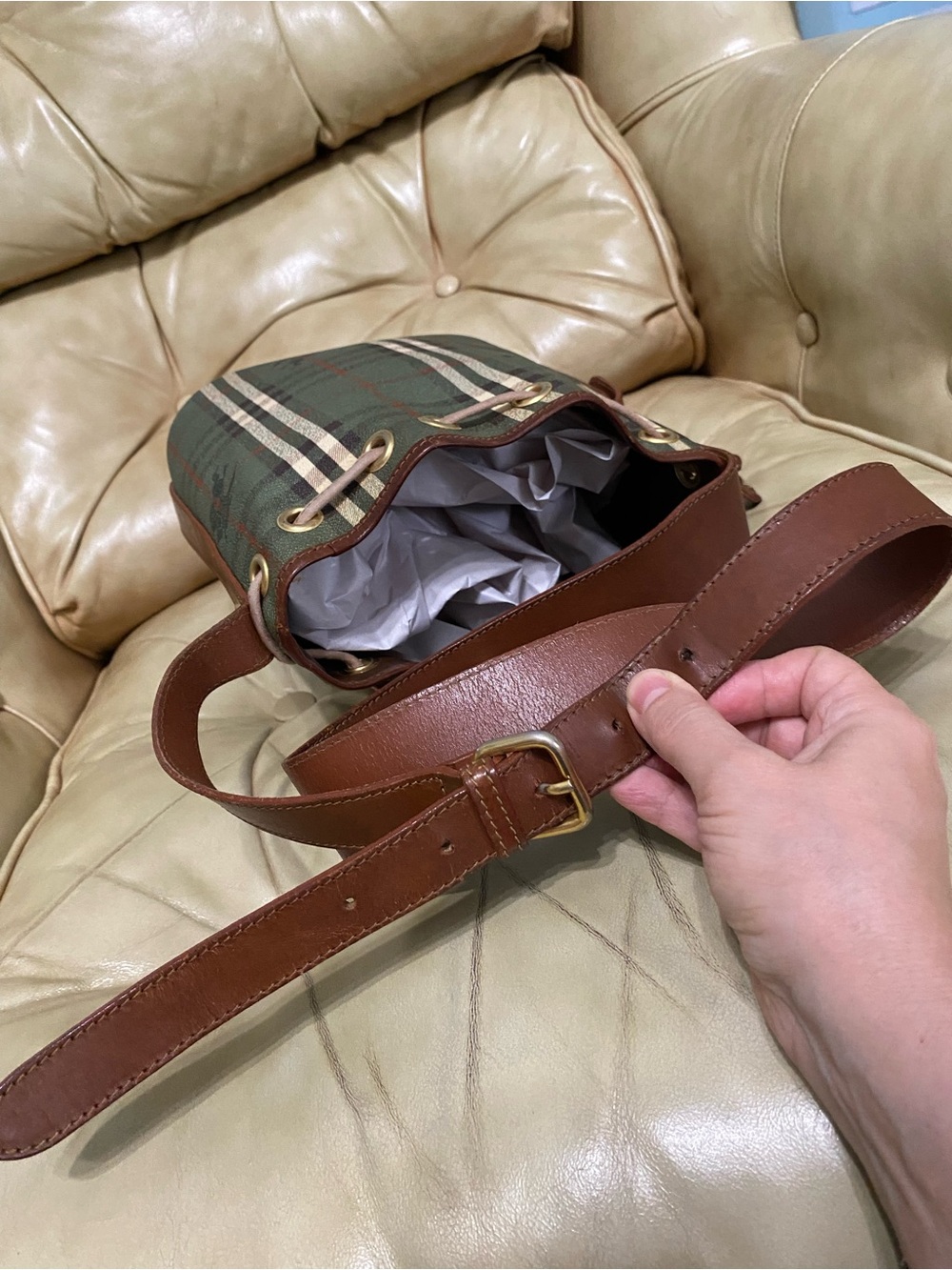Vintage Burberry Sling Bag Drawstring Olive Haymarket Check Canvas Leather - Picture 9 of 16